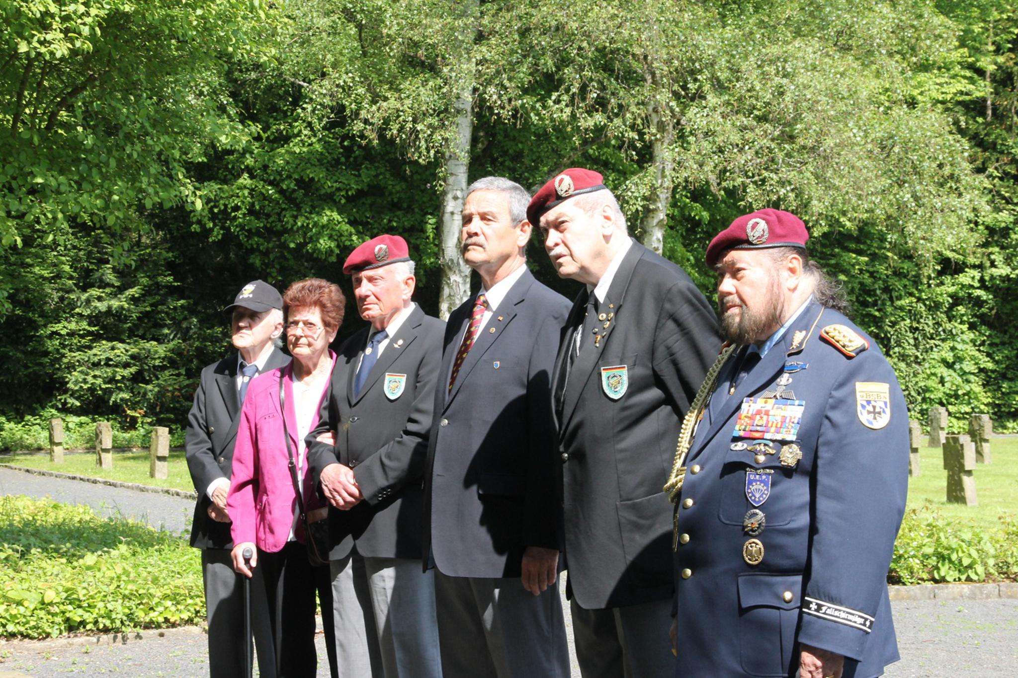 dodenherdenking fallschirmjagers 2