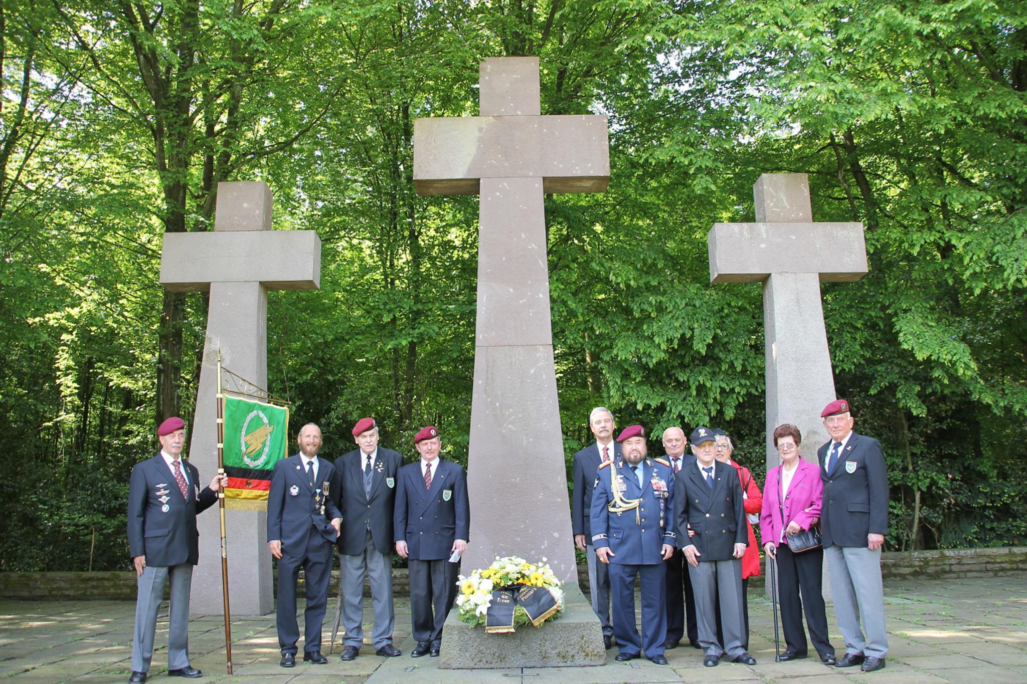 dodenherdenking fallschirmjagers 5